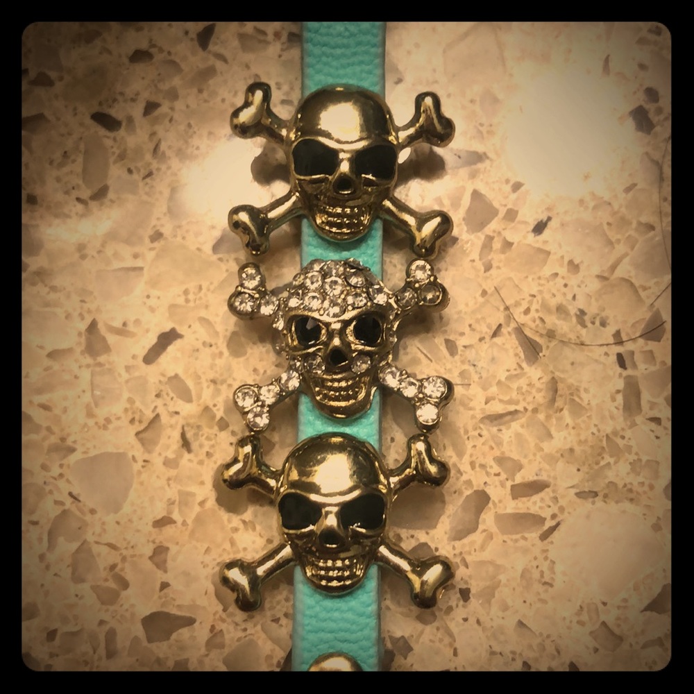 Scull crossbones wrap bracelet